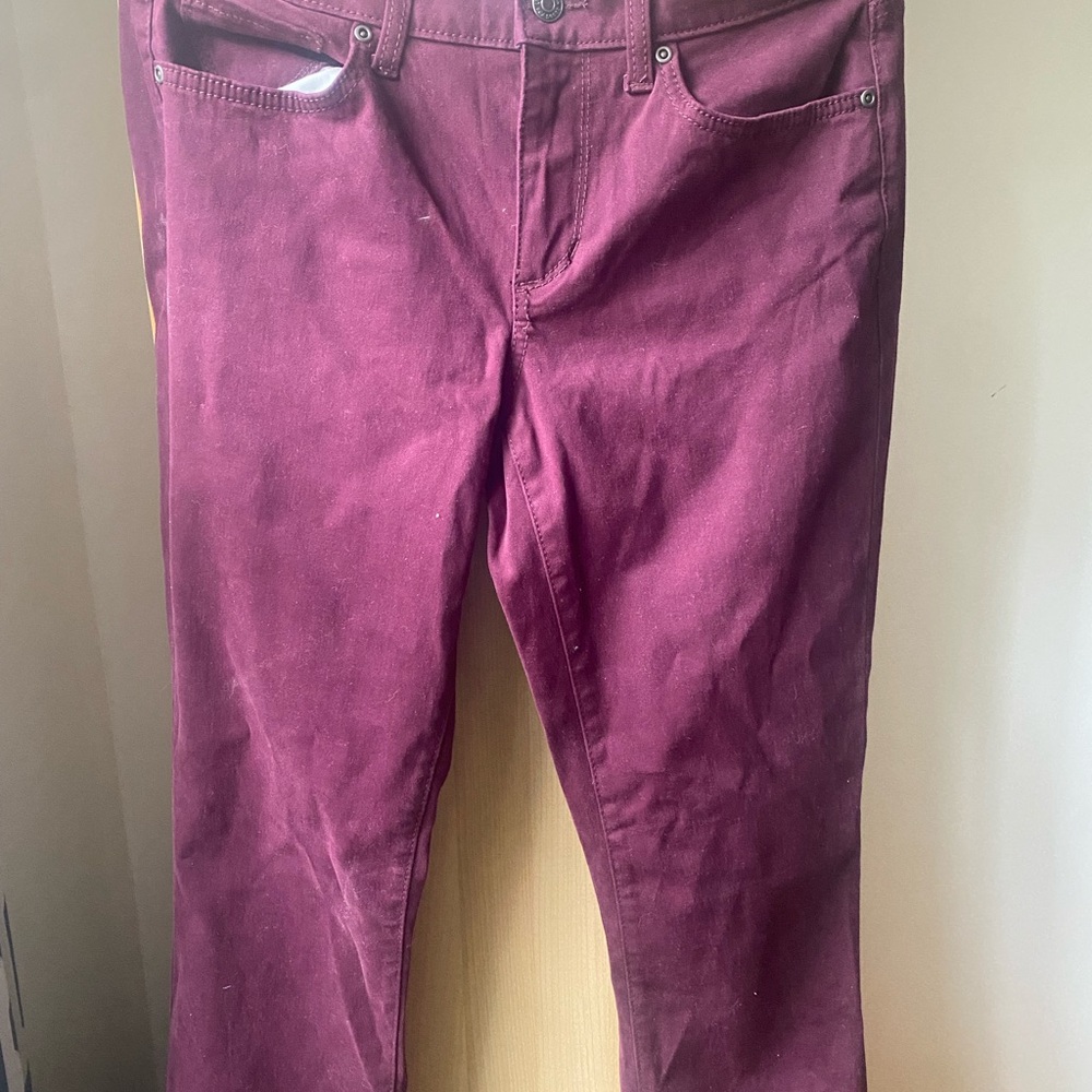 Sonoma Women's Straight Leg Jeans - Burgundy